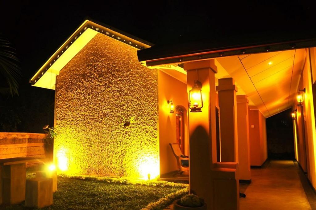 Hewittes Cottage Weligama Bagian luar foto